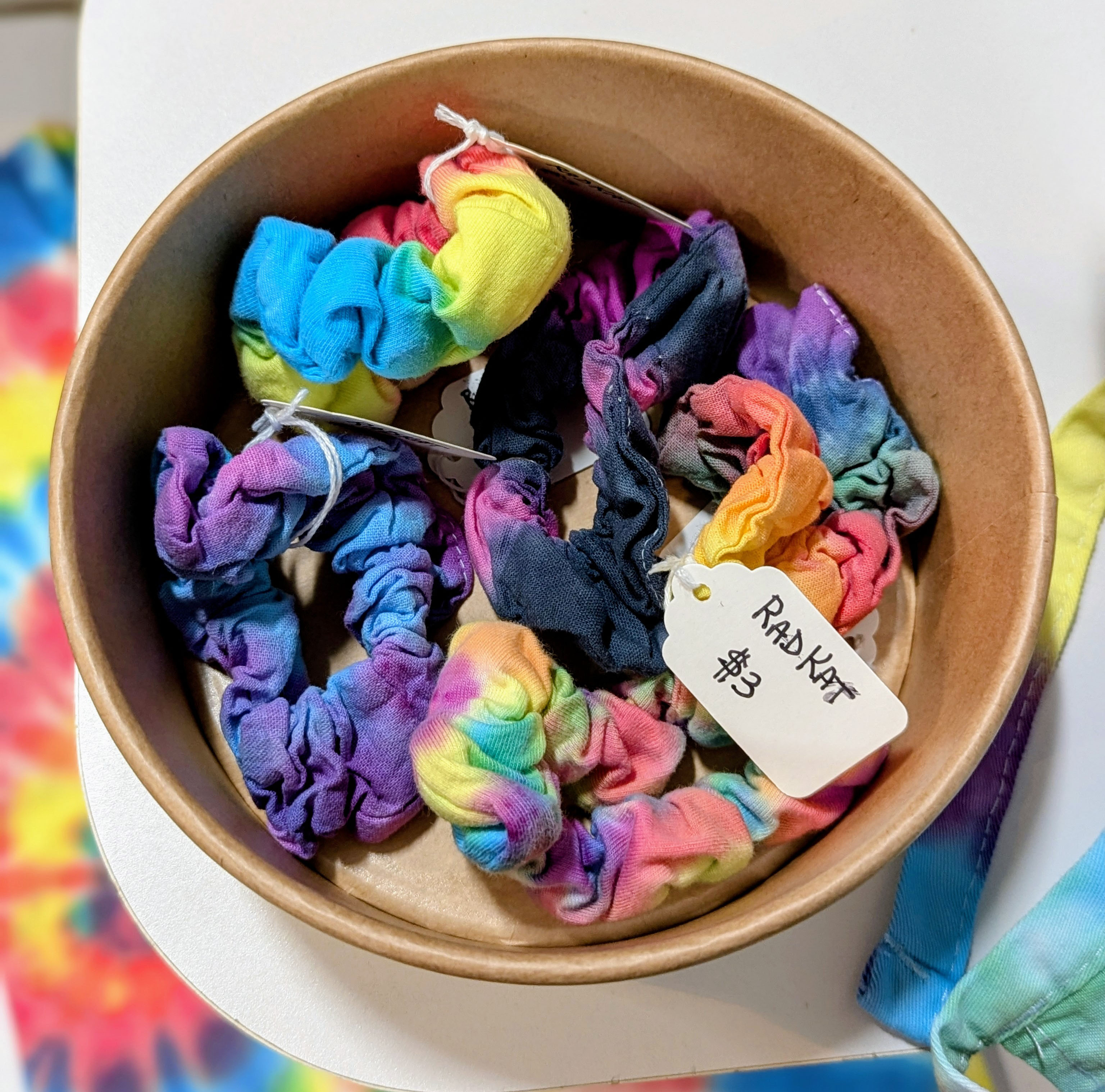 scrunchie tie dye